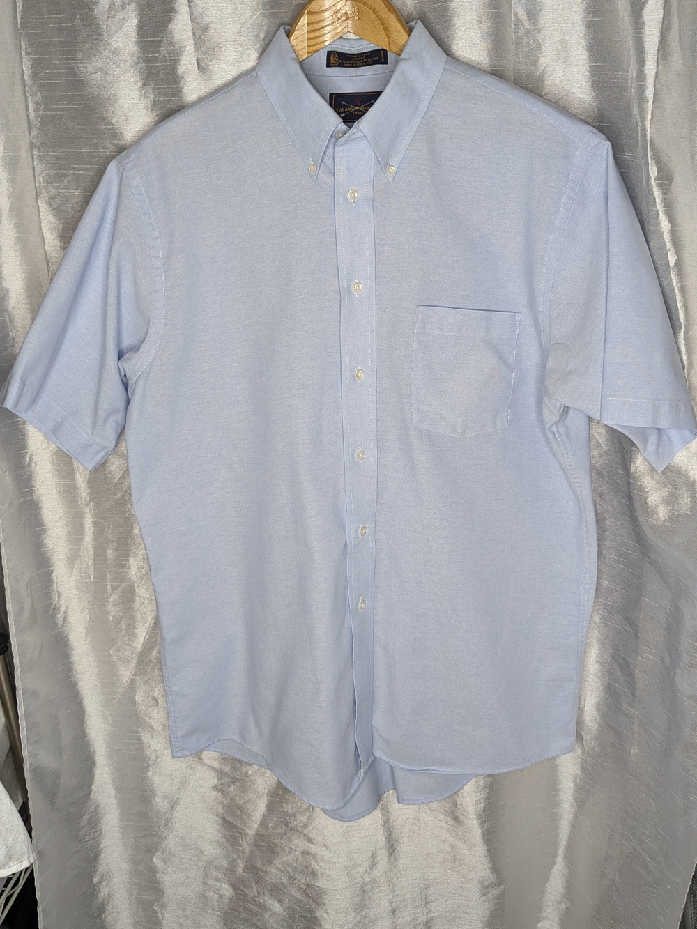 The Arrow Company Men's Wrinkle Free Oxford Blue Button-Down Shirt L Pockets